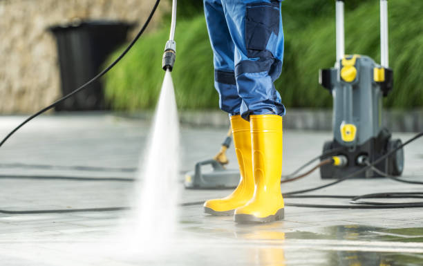 Why Choose Our Certified Pressure Washing Experts for Your Project Needs in Madison Heights, VA?